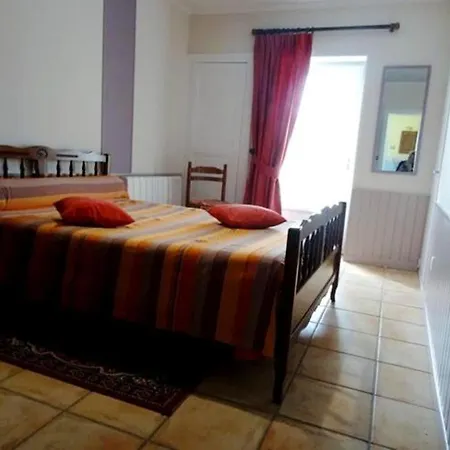 Spacieux A Avec Jardin Et Velos *