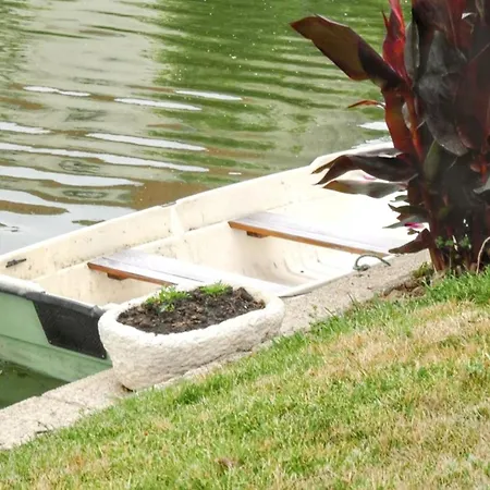 Spacieux A Avec Jardin Et Velos Lejlighed *