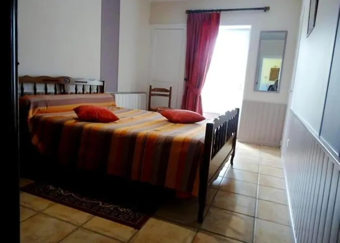 Spacieux à La Taillée Avec Jardin Et Vélos *