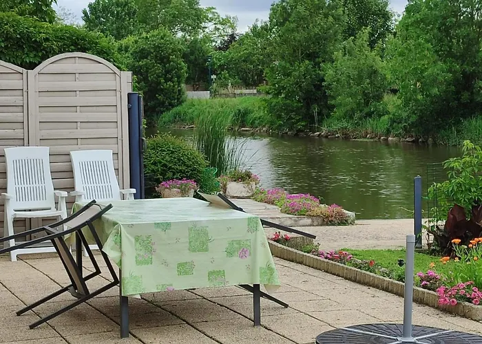 Spacieux à La Taillée Avec Jardin Et Vélos
