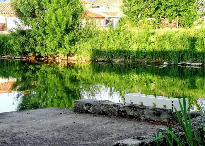 Spacieux à La Taillée Avec Jardin Et Vélos La Taillee